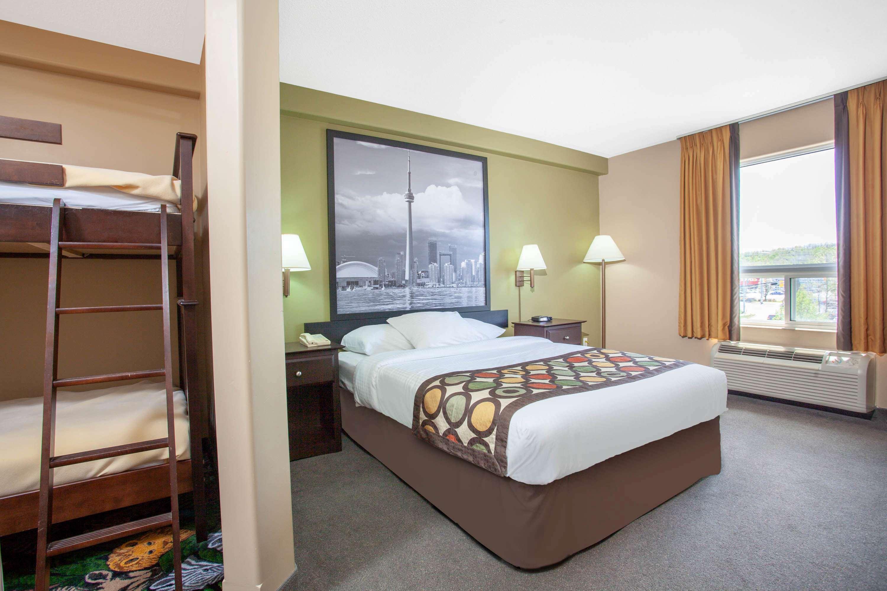 Hotel Super 8 By Wyndham Midland Esterno foto