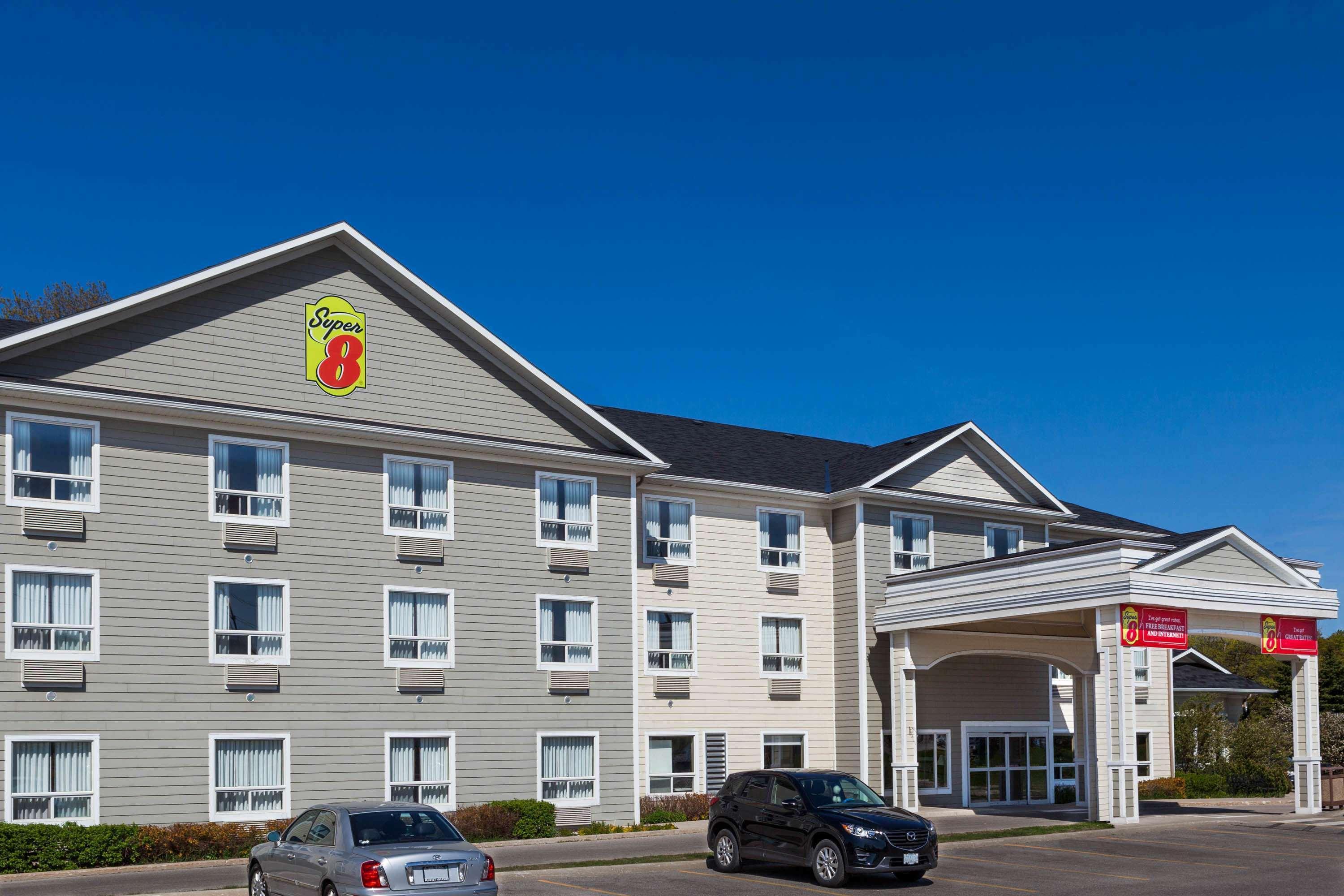 Hotel Super 8 By Wyndham Midland Esterno foto