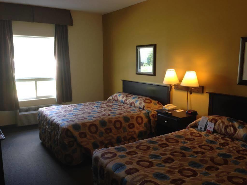 Hotel Super 8 By Wyndham Midland Esterno foto